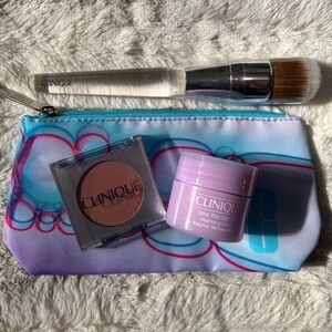 Clinique Foundation Buff Brush, Blush, Makeup Remover and Bag